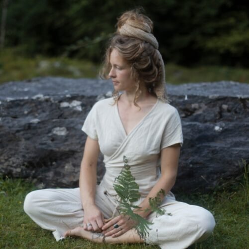 Wrapping Shirt Kimora - Minimal & Elegant