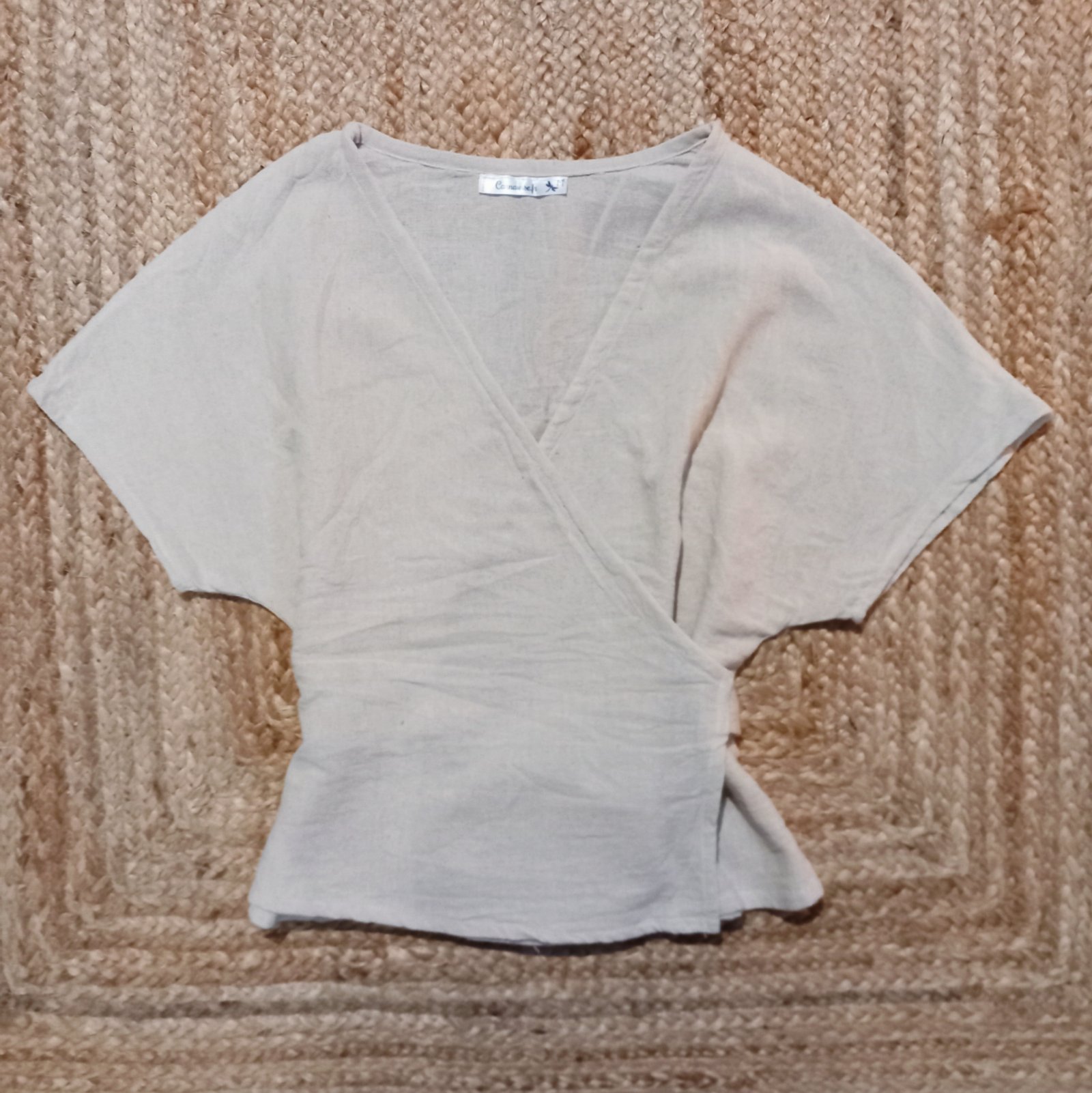 Wrapping Shirt Kimora - Minimal & Elegant